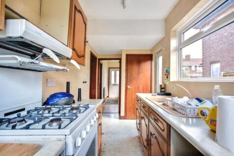 Kitchen_2.jpeg
