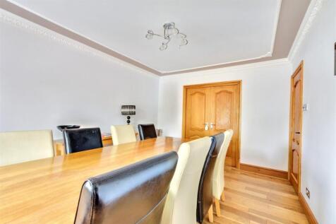 Dining Room_2.jpeg