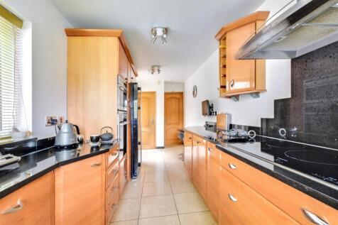 Kitchen_3.jpeg