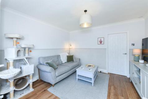 108meadowrd-11.jpg