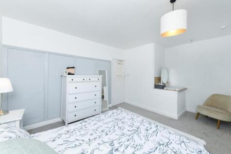 108meadowrd-25.jpg