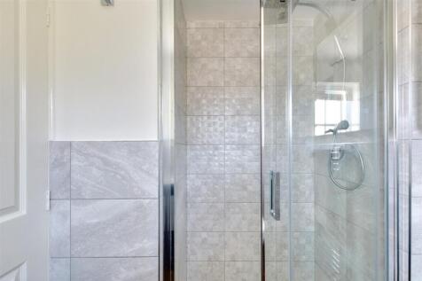 Ensuite 1_3.jpeg