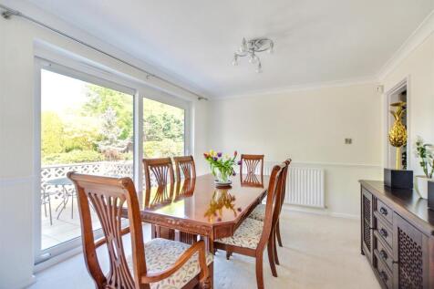 Dining Room_1.jpeg