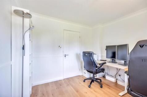 Office_2.jpeg