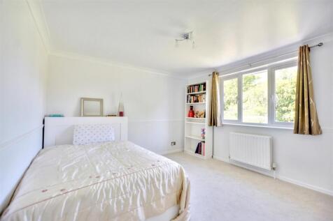 Bedroom 2_1.jpeg