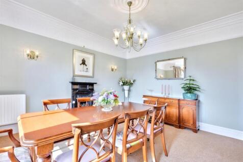 Dining Room_2.jpeg