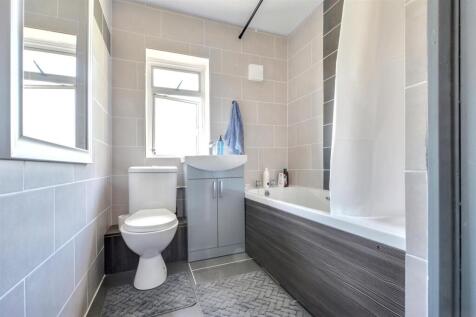 Bathroom_1.jpeg