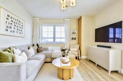 Open Planned Kitchen Living_2.jpeg
