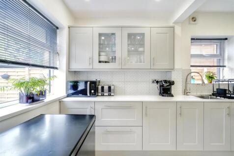 Kitchen 1_3.jpeg