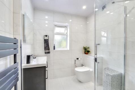 Shower Room 1_1.jpeg