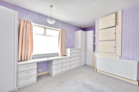 Bedroom 1_3.jpeg