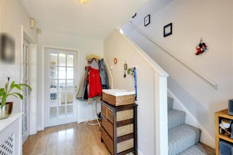 Entrance Hall_2.jpeg