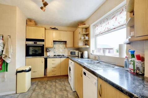 Kitchen_2.jpeg
