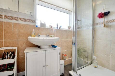 Shower Room.jpeg