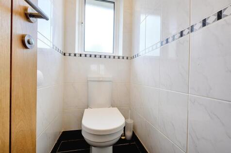 1st Floor WC.jpeg