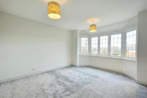 Bedroom 1.jpeg