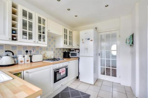 Kitchen_2.jpeg