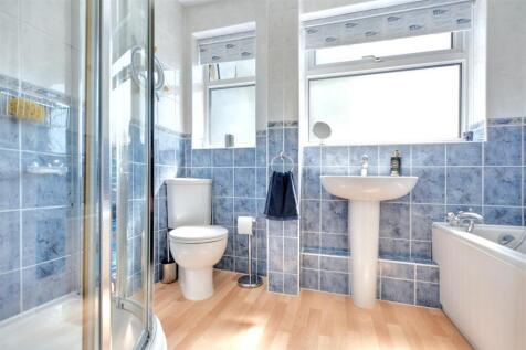 Bathroom.jpeg