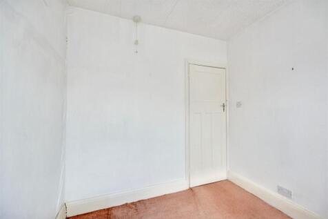 Bedroom 3_2.jpeg