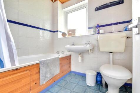 Bathroom.jpeg