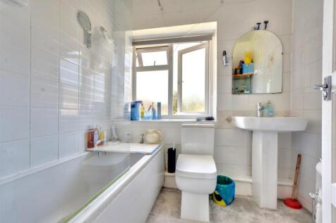 Bathroom.jpeg