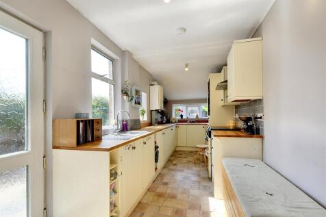 Kitchen_1.jpeg