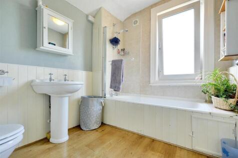 Bathroom_1.jpeg