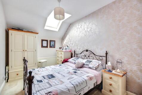 Bedroom_1.jpeg