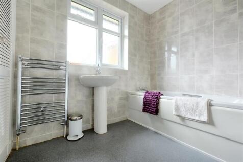 Upstairs Shower Room_1.jpeg