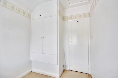 Bedroom 3_2.jpeg
