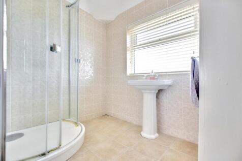Shower Room.jpeg