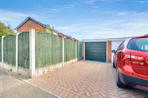 Driveway.jpeg