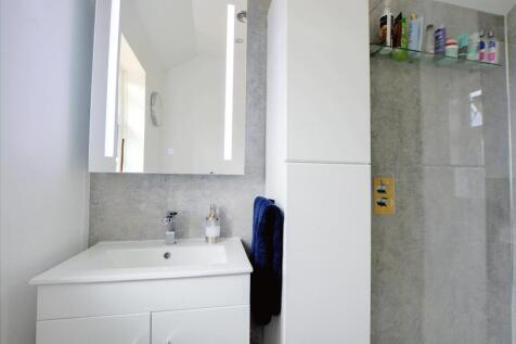 Shower Room_2.jpeg