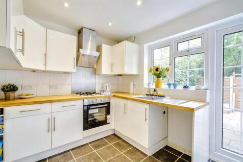 Kitchen 1_1.jpeg