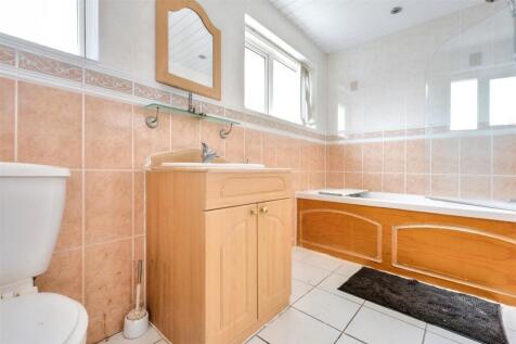 Bathroom.jpeg