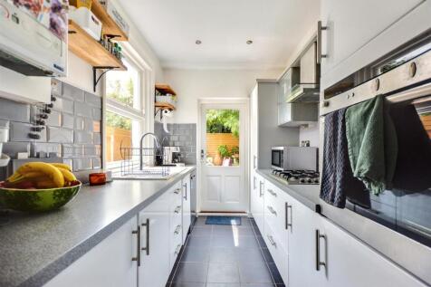 Kitchen_1.jpeg