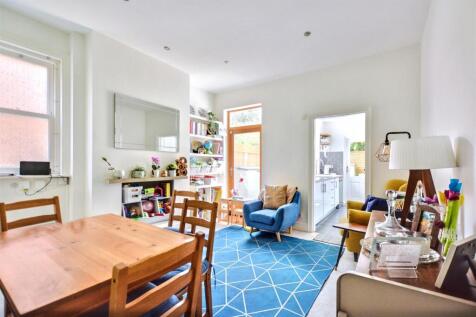 Dining Room_1.jpeg