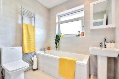 Bathroom_1.jpeg