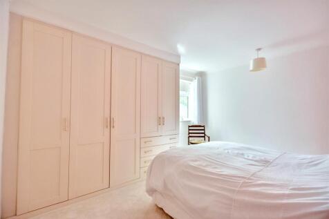 Bedroom 2_1.jpeg