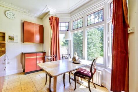 Kitchen_1.jpg