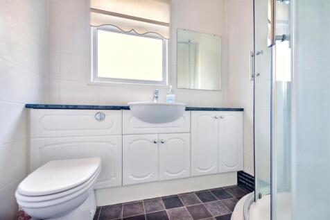 Bathroom.jpeg