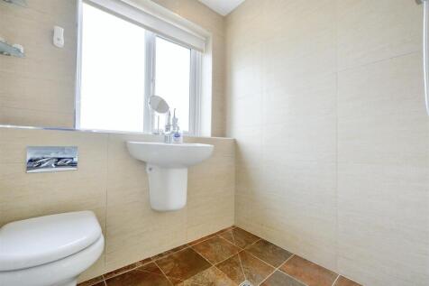 Shower Room.jpeg