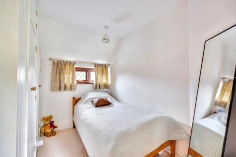 Bedroom 2_1.jpeg