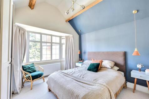 Bedroom 1.jpeg
