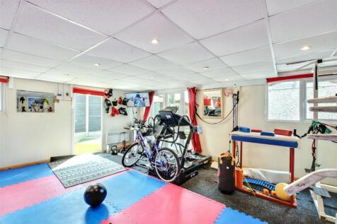 Gym_3.jpeg