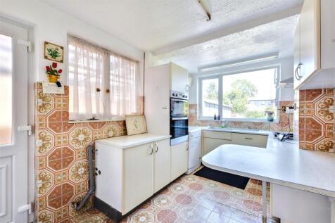 Kitchen_1.jpeg
