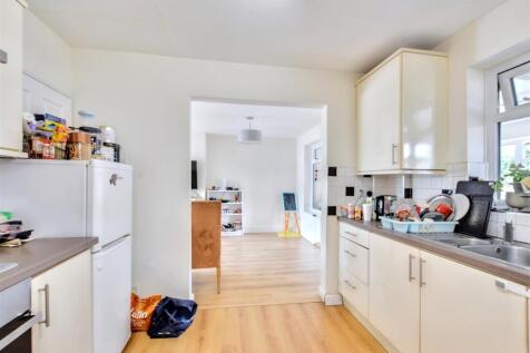 Kitchen_2.jpeg