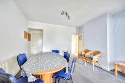 Dining Room_2.jpeg