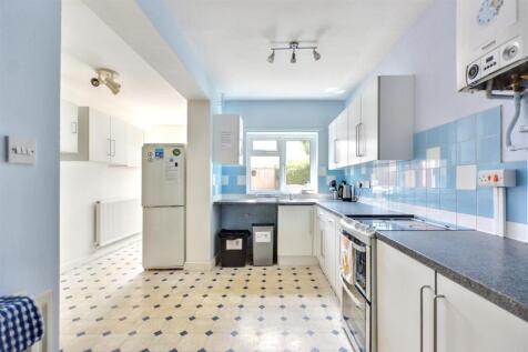 Kitchen_1.jpeg