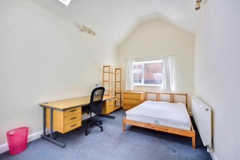 Bedroom 2_1.jpeg